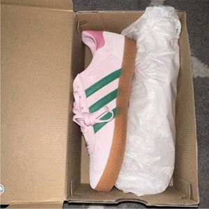 Adidas Kids Sneakers in Pink and Green